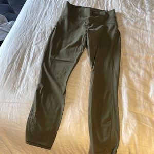 Lululemon green workout leggings